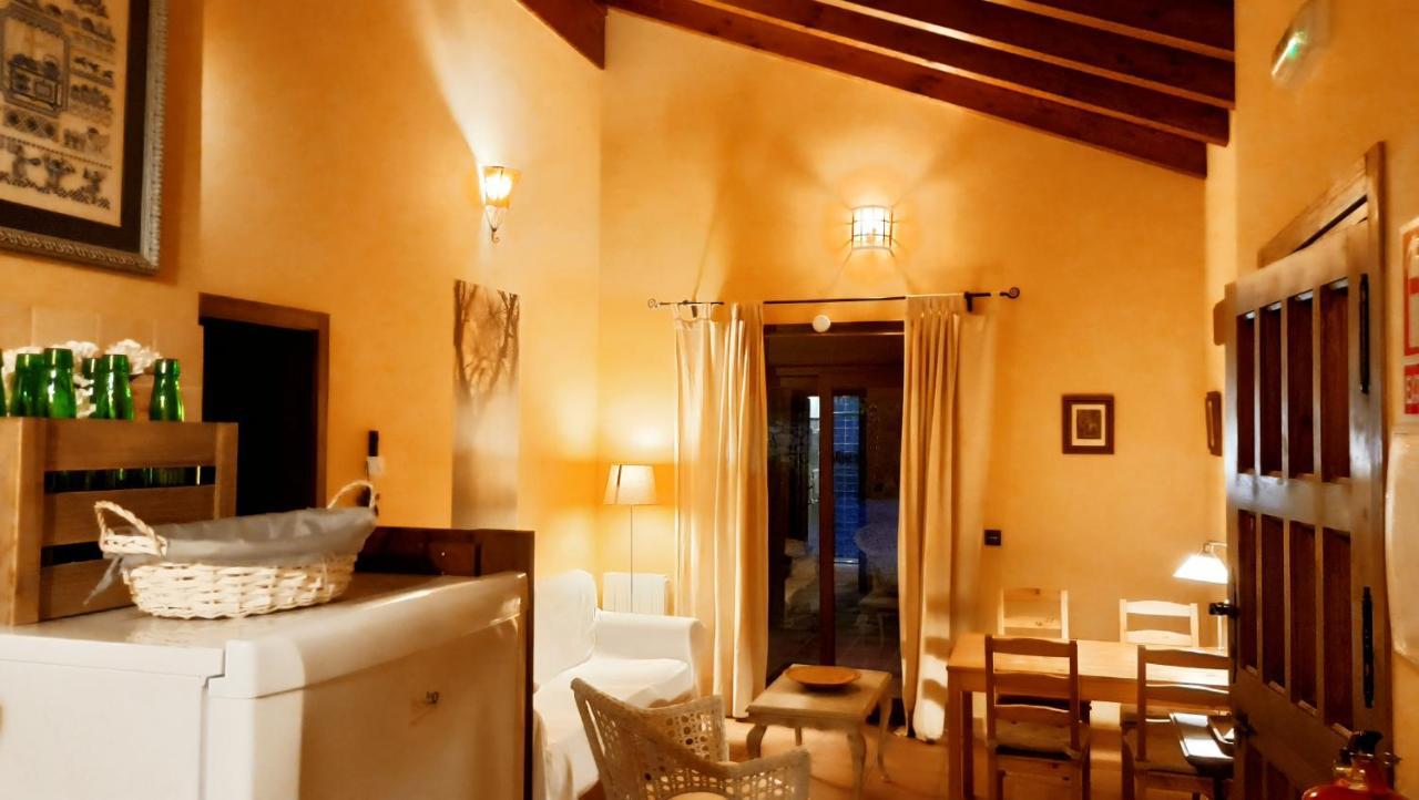 Casas Rurales Entrecastanos Onís 外观 照片
